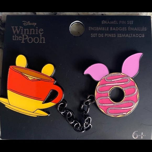 Loungefly Disney Winnie the Pooh and Piglet Tea Cup Pin Set - Picture 1 of 1